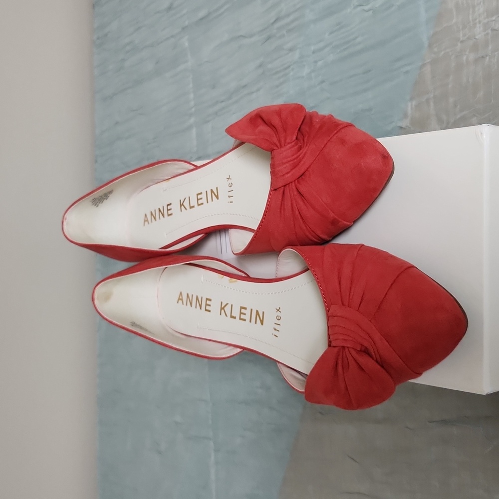 ANNE KLEIN IFLEX CORAL FLATS SIZE 7.5M WITH BOX